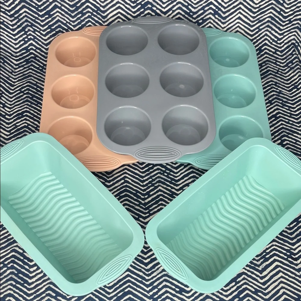 Silicone Bakeware Set - Gray, Mint, and Pink 5pc set